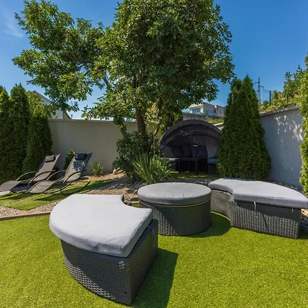 Puskas 2 Semesterbostad Crikvenica