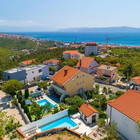 Puskas 2 Semesterbostad Crikvenica