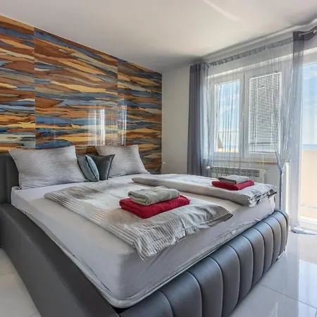 Puskas 2 Holiday home Crikvenica