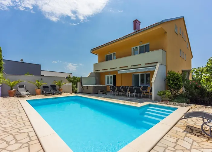 Dom wakacyjny Puskas 2 *