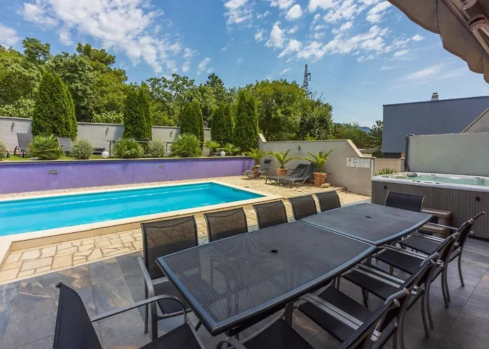 Puskas 2 * ツリクヴェニツァ